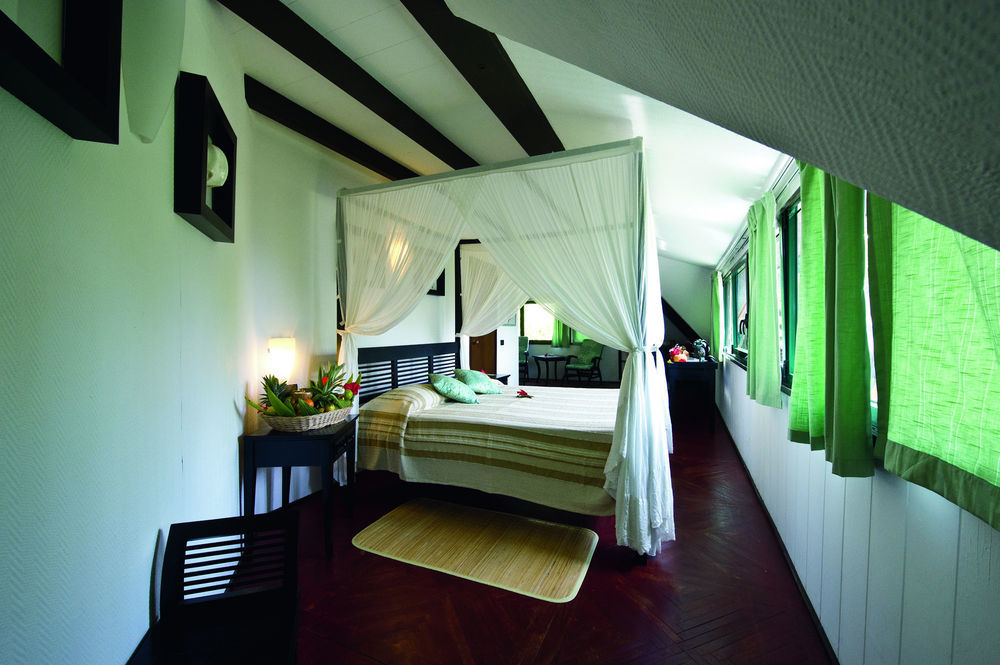 New Emerald Cove Hotel Baie Sainte Anne Eksteriør bilde