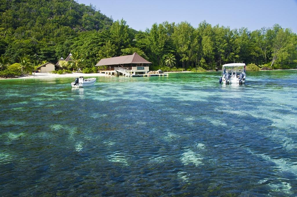 New Emerald Cove Hotel Baie Sainte Anne Eksteriør bilde