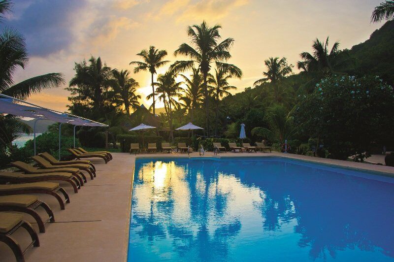 New Emerald Cove Hotel Baie Sainte Anne Eksteriør bilde